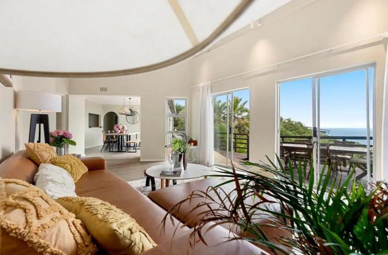 5 Bedroom Property for Sale in Llandudno Western Cape